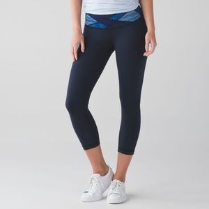 Lululemon Wunder Under crop leggings